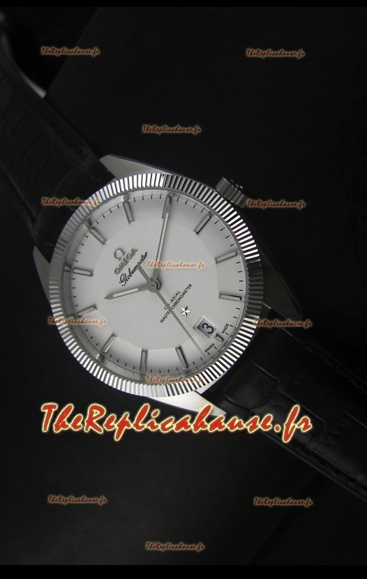Montre suisse coaxiale Omega Globemaster avec cadran blanc en acier inoxydable - Réplique de montre miroir 1:1
