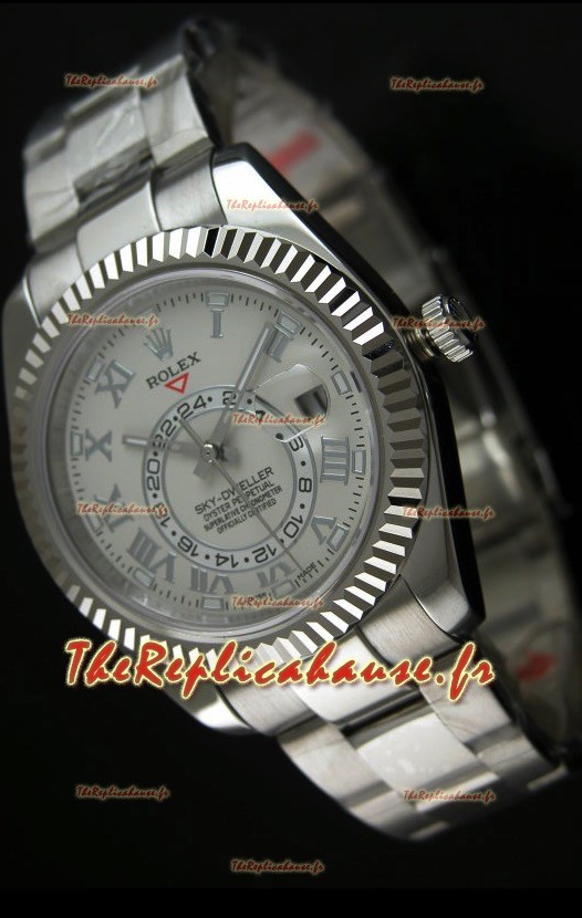 Montre en acier inoxydable Rolex Sky-Dweller avec cadran blanc