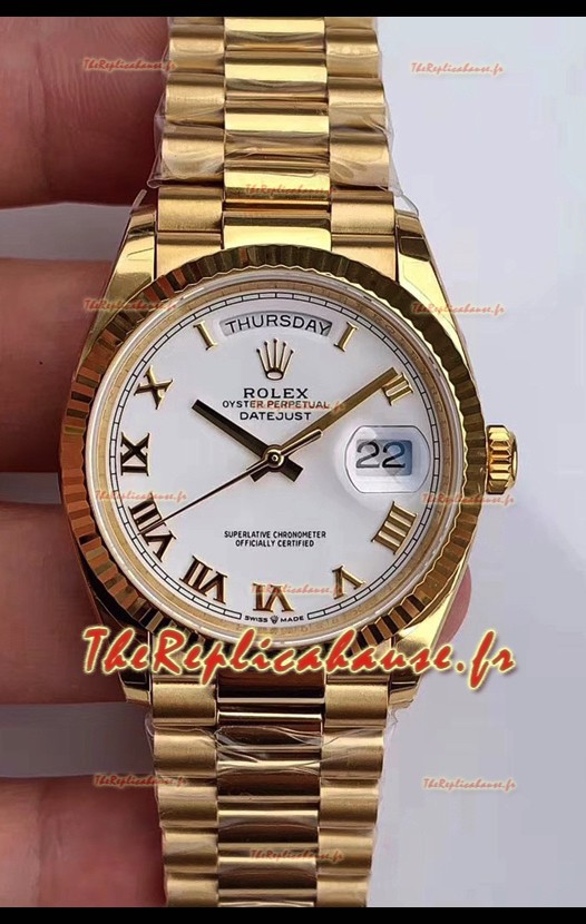 Réplique de montre Rolex Day Date 36MM en or jaune M128238 - Cadran arabe blanc Miroir 1:1