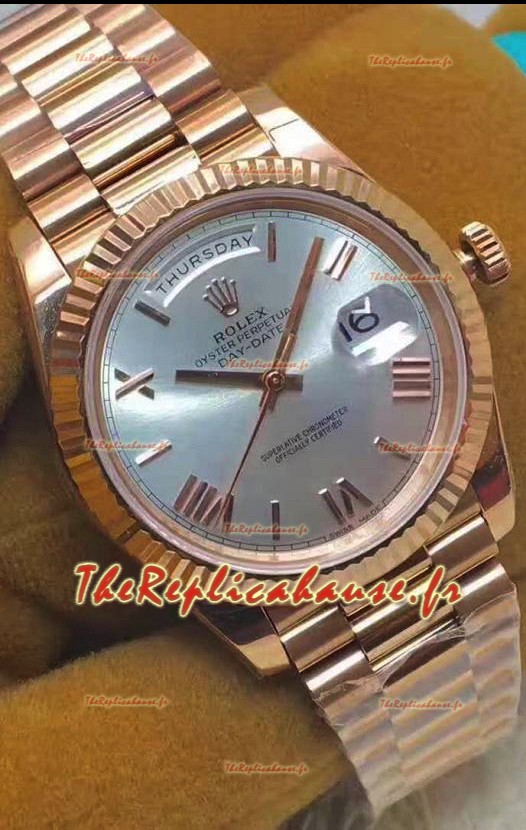 Réplique de la montre Rolex Day Date 40MM 228235 1:1 Or rose et cadran argenté 1:1 Miroir